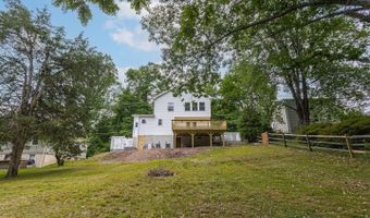 25 SANDY RUN Rd, Yardley, PA 19067