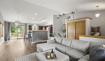 8405 Dolomite Ln, Madison, WI 53719