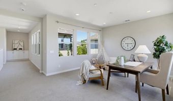 21840 Deer Grass Dr, Escondido, CA 92029