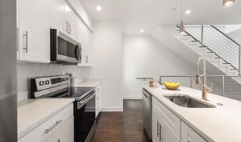 319 VARNUM St NW 3, Washington, DC 20011