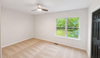 4394 Overlook Dr, Acworth, GA 30101