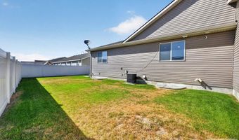 1027 Pinewood Ave, Chubbuck, ID 83202