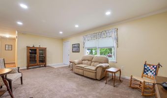 78 E HUNTINGTON Cir, Dover, DE 19901