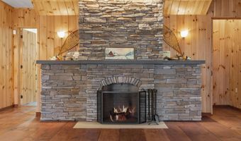 389 Castle Island Rd, Belgrade, ME 04917