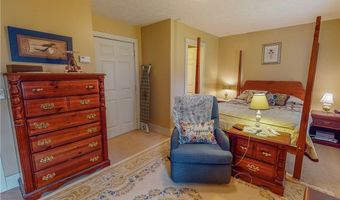 5696 Steubenville Rd SE, Amsterdam, OH 43903