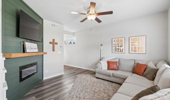1235 NW 33rd Ln, Ankeny, IA 50023