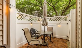 2356 GARNETT Dr 1, Alexandria, VA 22311