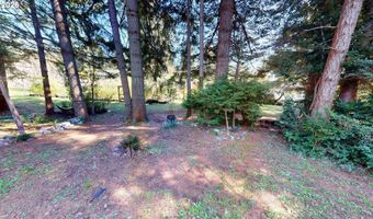 925 7TH St, Brookings, OR 97415
