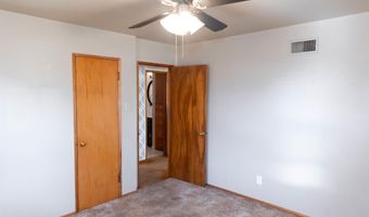 204 Acoma Dr, Clovis, NM 88101