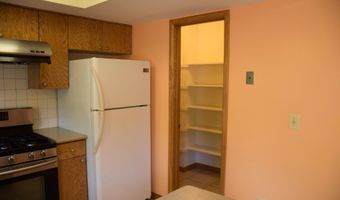 3393 Burbank Dr, Ann Arbor, MI 48105