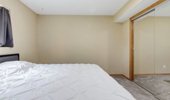 511 S Beach Dr, Altoona, WI 54720