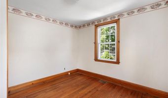 23 Fatima Dr, Bristol, RI 02809