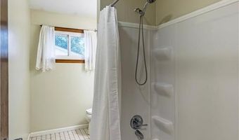 838 Jonathan Dr, Apple Valley, MN 55124