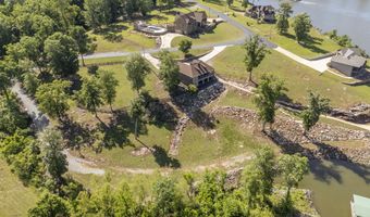 202 RIVERBEND Ln, Bath Springs, TN 38311