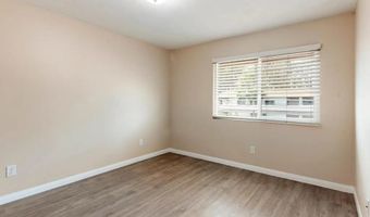 2094 E Grand Ave 7, Escondido, CA 92027