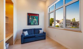 11 Lakeview Ter, Burlington, VT 05401