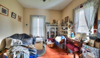 815 S 358th St, Avoca, NE 68307