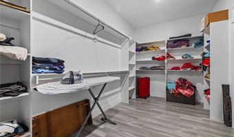 1010 Huntleigh Dr, Bentonville, AR 72713