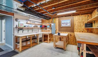 3221 4th Ave SE, Altoona, IA 50009