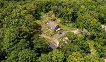 41 Dexter Rock Rd, Lincoln, RI 02865