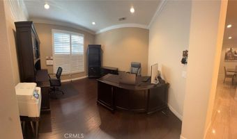 8200 E Brookdale Ln, Anaheim, CA 92807