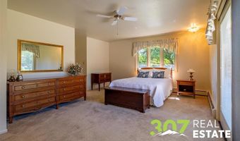 714 Meadow Ln Ave, Cody, WY 82414