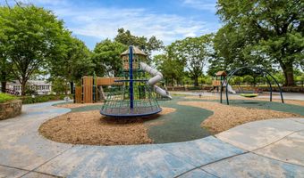 2139 S OXFORD St, Arlington, VA 22204