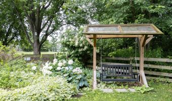 1340 Yellowstone Pkwy, Algonquin, IL 60102