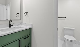 2200 E FAYETTE St 3 3RD FLOOR, Baltimore, MD 21231
