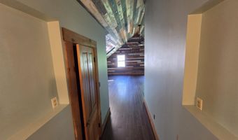 128 Elm St, Cabot, VT 05647