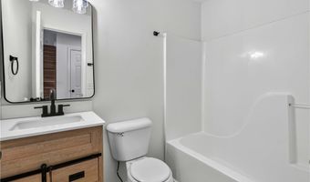 3302 SW Landau Ct, Bentonville, AR 72712