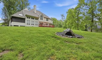 206 VERNET Dr, Hockessin, DE 19707