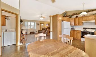 710 Lakewood Ct, Augusta, KS 67010