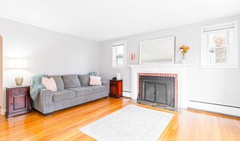 35 Woodbine St, Attleboro, MA 02703