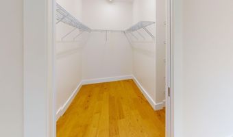 4 Longview Dr 403, Atkinson, NH 03811