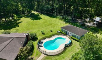 1477 Lake Dr, Bainbridge, GA 39817