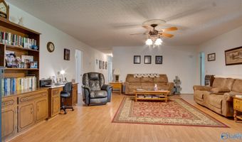 903 W Main St, Albertville, AL 35976