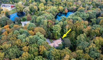 1904 Old Louisquisset Pike, Lincoln, RI 02865