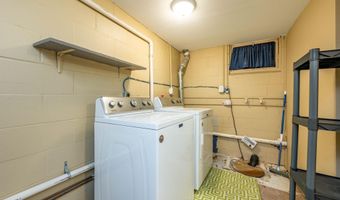 2213 Jensen Ave, Ames, IA 50010