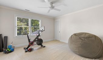 3324 Meadow Bluff Dr, Charlotte, NC 28226