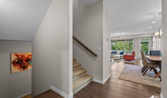 1925 Spenard Rd #3, Anchorage, AK 99501