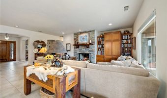 10204 Mount Olympus Valley Rd, Fallbrook, CA 92028