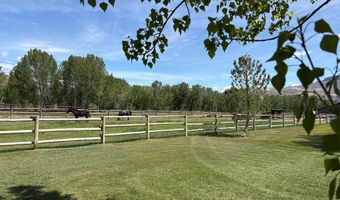 190 Meadow Rd, Challis, ID 83226