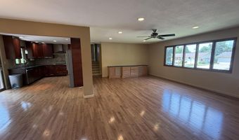 1902 E Lucas St, Algona, IA 50511