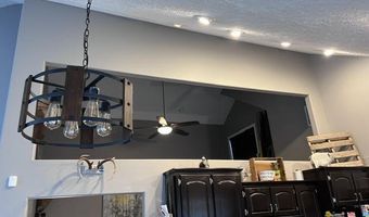 409 Brittany Ct, Aurora, MO 65605
