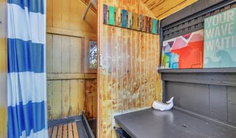 210 Roosevelt Ave, Avon By The Sea, NJ 07717