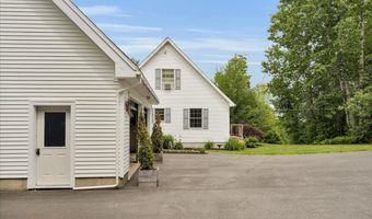 21 Bowling Green Ln, Belfast, ME 04915