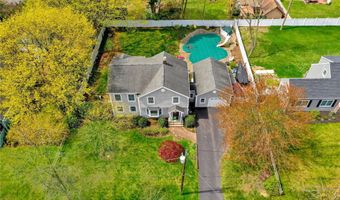 509 Lombardy Blvd, Brightwaters, NY 11718