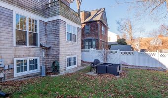 4 Kay Ter, Newport, RI 02840