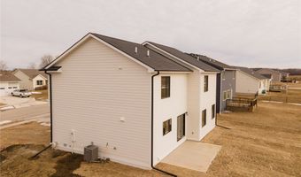 602 E Vista Lake Ave, Polk City, IA 50226